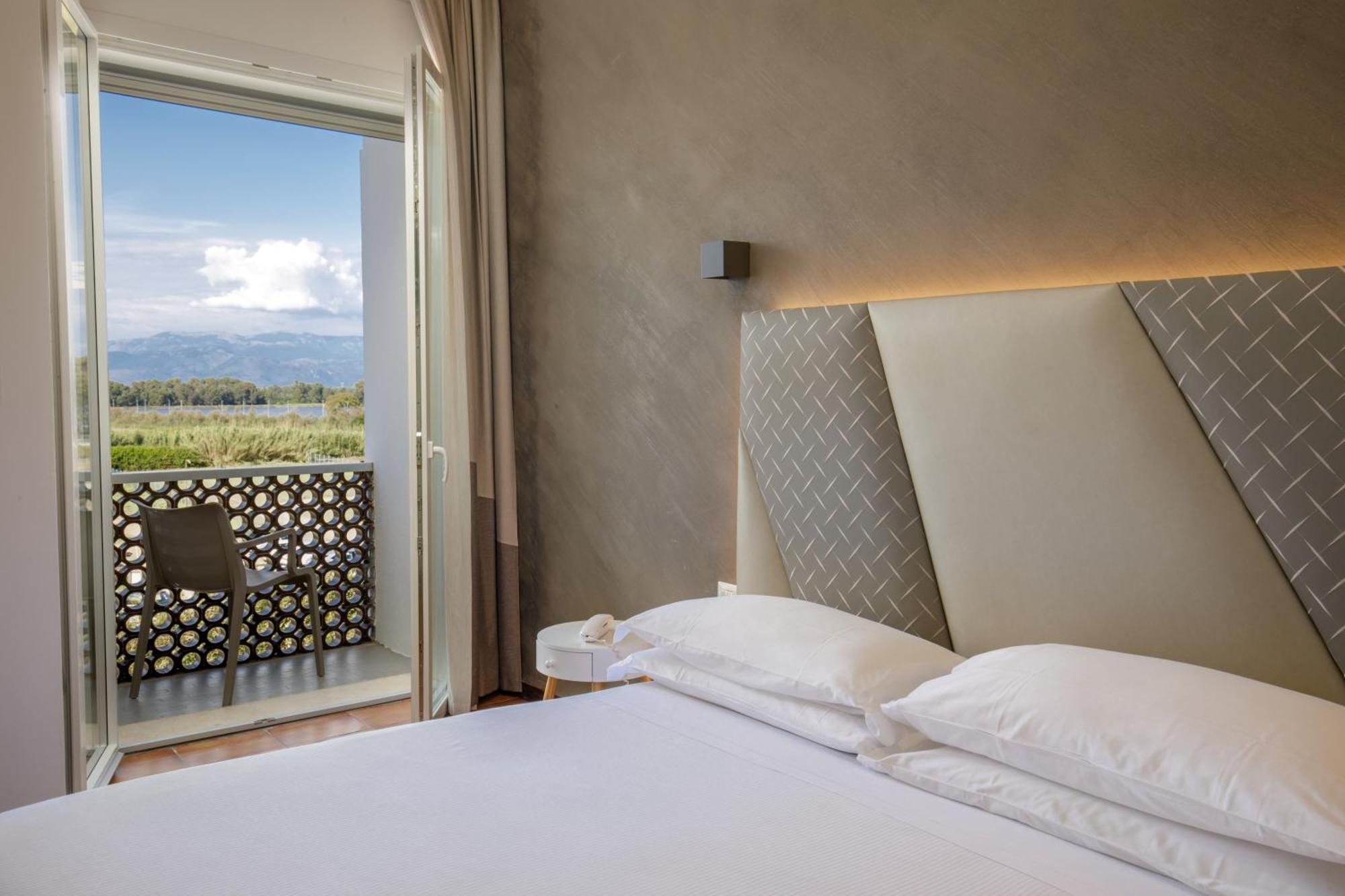 Hotel Tirreno Latina Eksteriør bilde